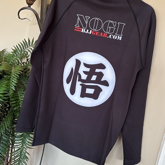 Brand New Nogi Black BJJ Rash Guard XMARTIAL Long Sleeved Men's Compression Top - Picture 9 of 13